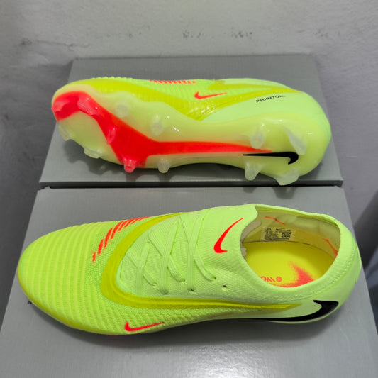Nike Phantom 6