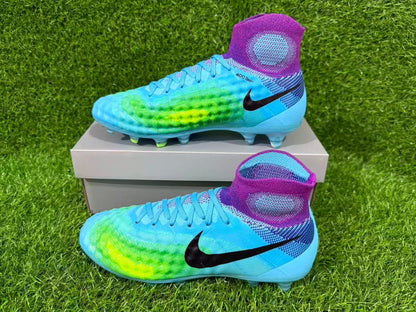 Nike Magista