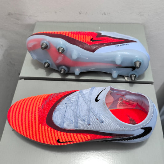 Nike Phantom 6