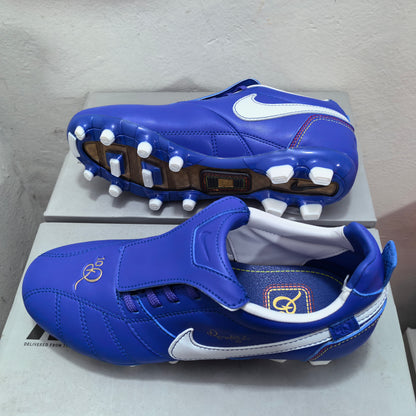 Nike R10